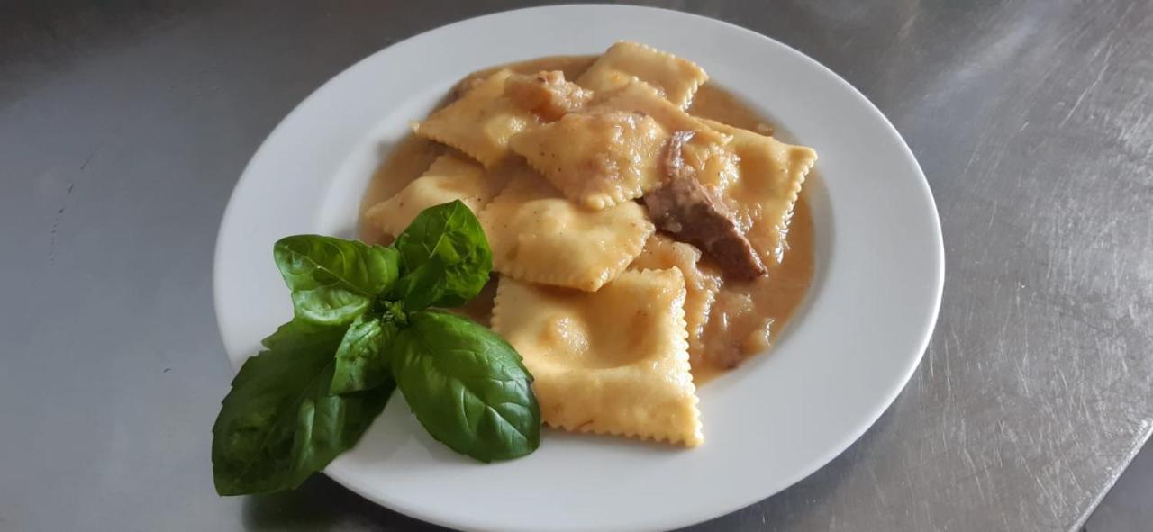 Agriturismo Gli Antichi Sapori - Con Stazione Di Ricarica Veicoli Elettrici Vatolla Eksteriør billede